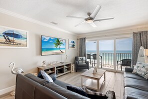Smart TV - Amazing Direct Gulf View, 4th Floor, All renovated ! (Indian Shores)