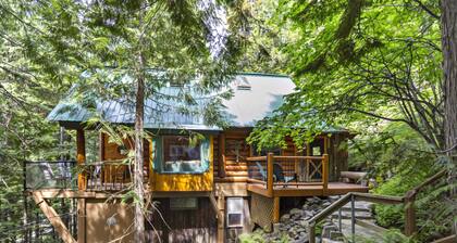 Schöne und private Blockhütte am Berg - Whirlpool und 10 Minuten von Nelson entfernt