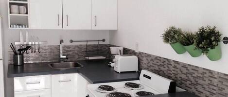 Frigorífic, microones, forn i torradora