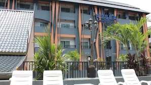 Khu tắm nắng