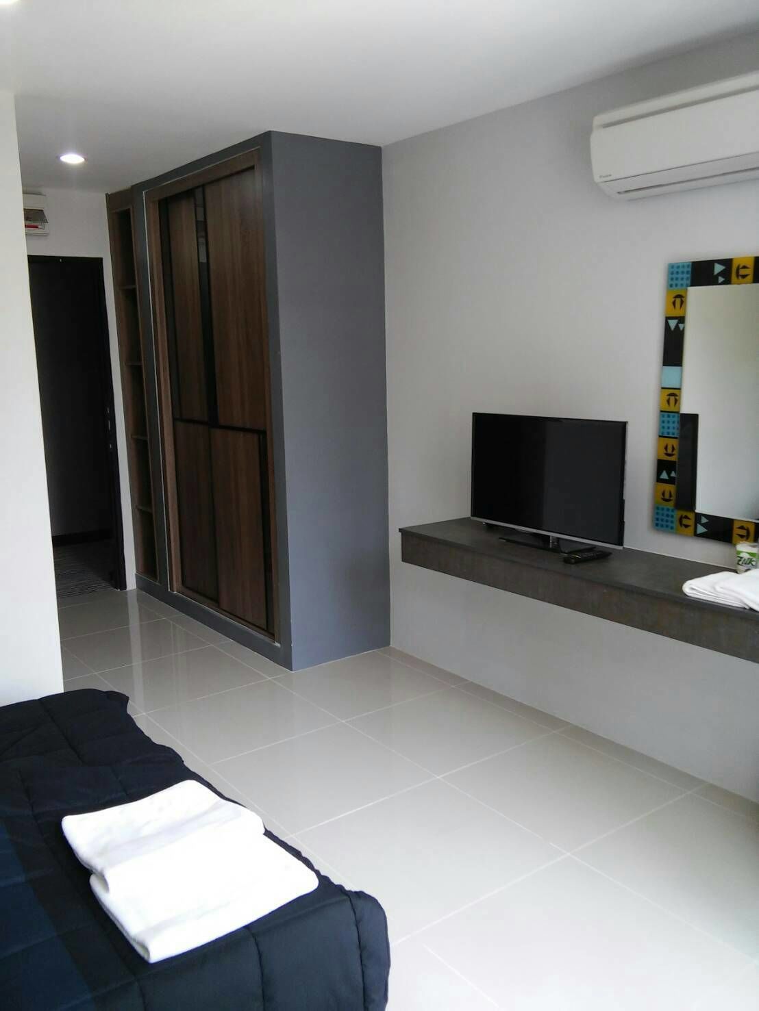 Blackout curtains, rollaway beds, free WiFi, bed sheets