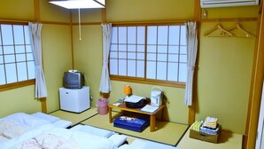 Tradisjonelt rom (Japanese Style, For 3 Guests)