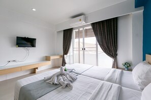 Minibar, escritorio, insonorización y wifi gratis