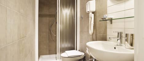 Standard Double Room | Bathroom | Shower, designer toiletries, hair dryer, towels
