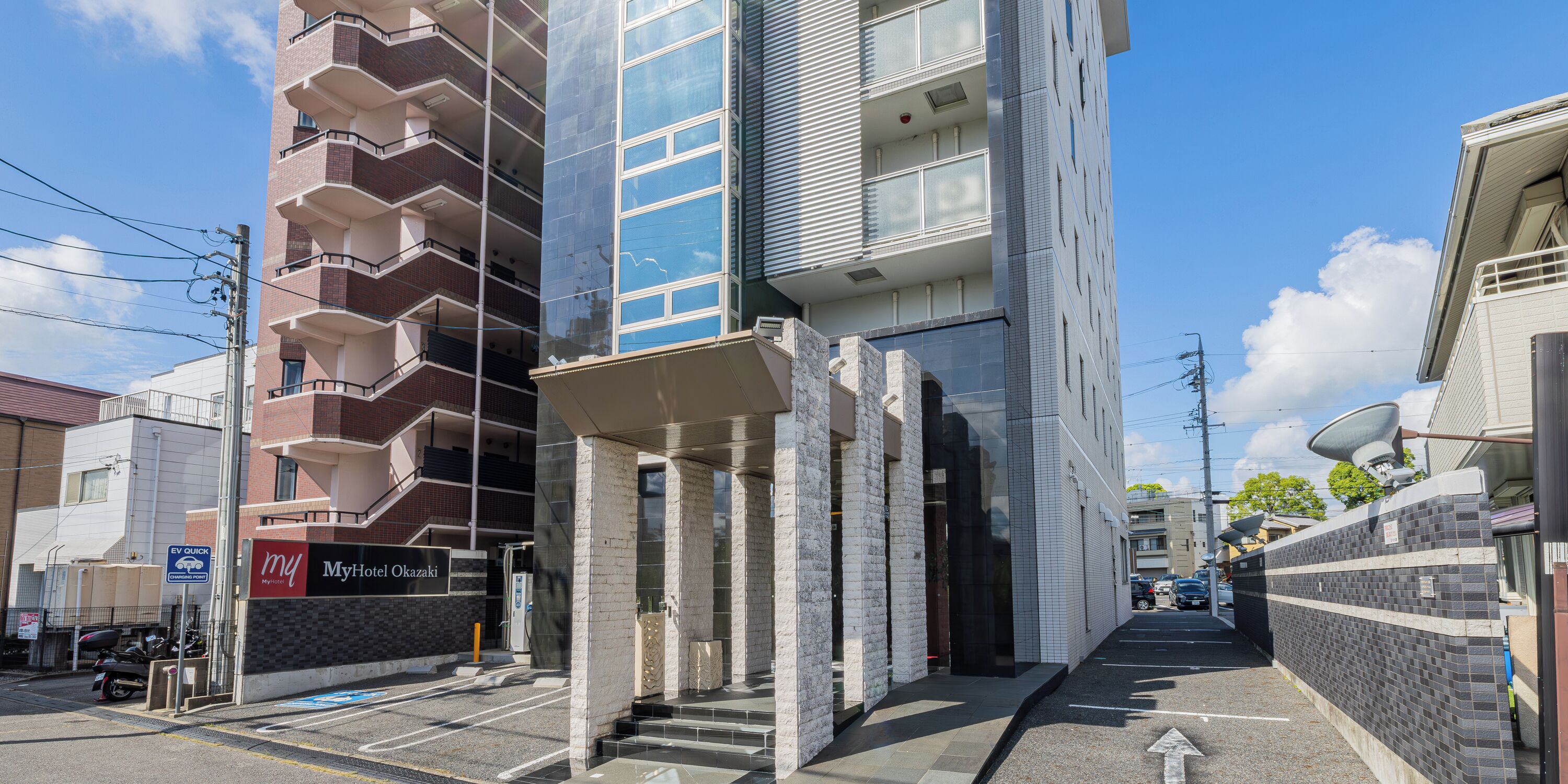 المنشأة من الخارج