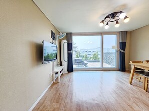 家庭房 (25 PY) | 遮光窗帘、免费 WiFi