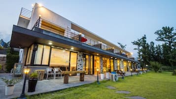 Front of property - evening/night