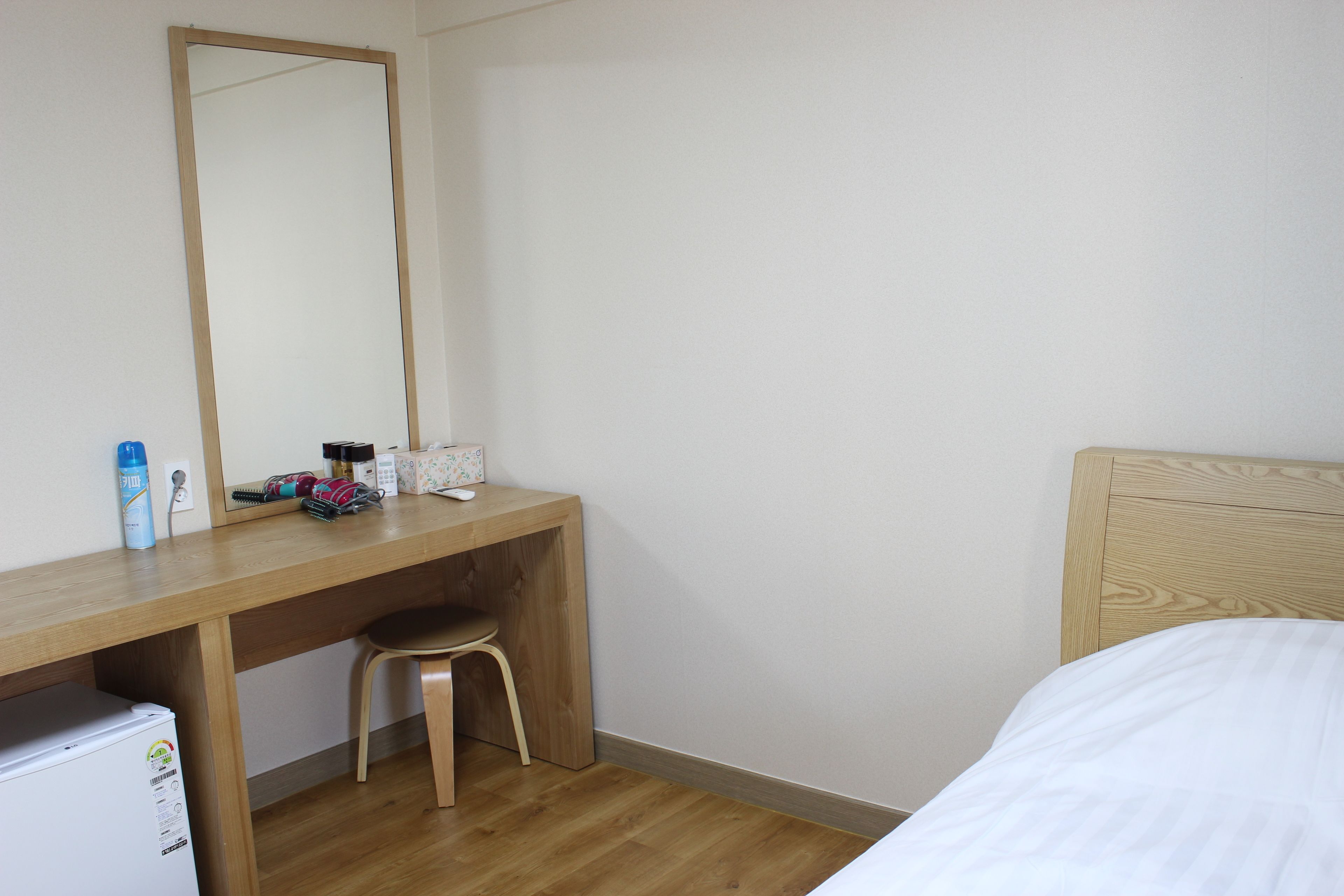 standard room (19 sqm.) | free wifi