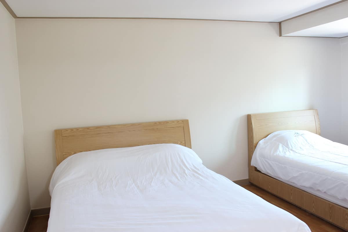 Habitación familiar (39 sqm.) | Wifi gratis