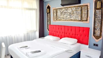 Standard Studio, 1 Bedroom | Premium bedding, free minibar items, blackout curtains, soundproofing