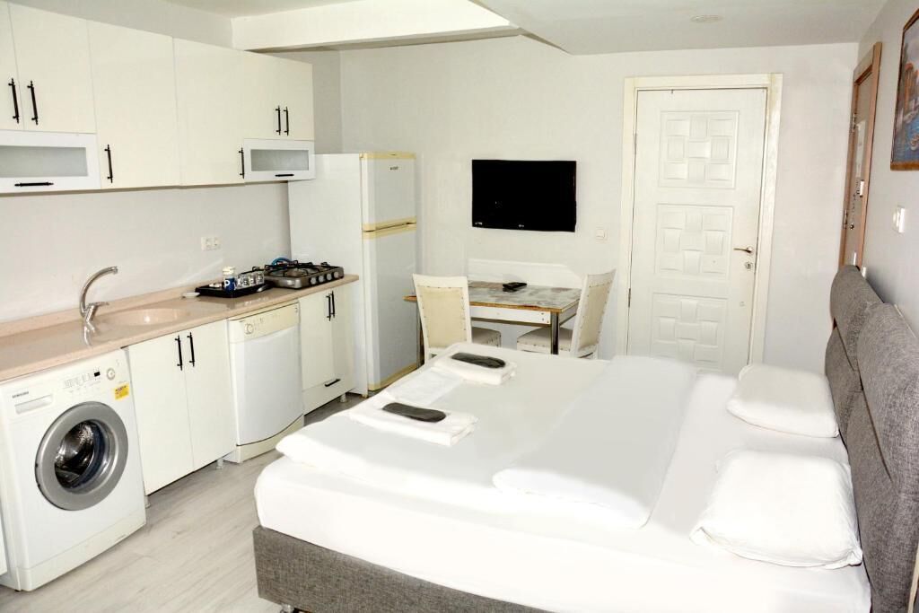 Roupas de cama premium, frigobar (abastecido com alguns itens grátis)