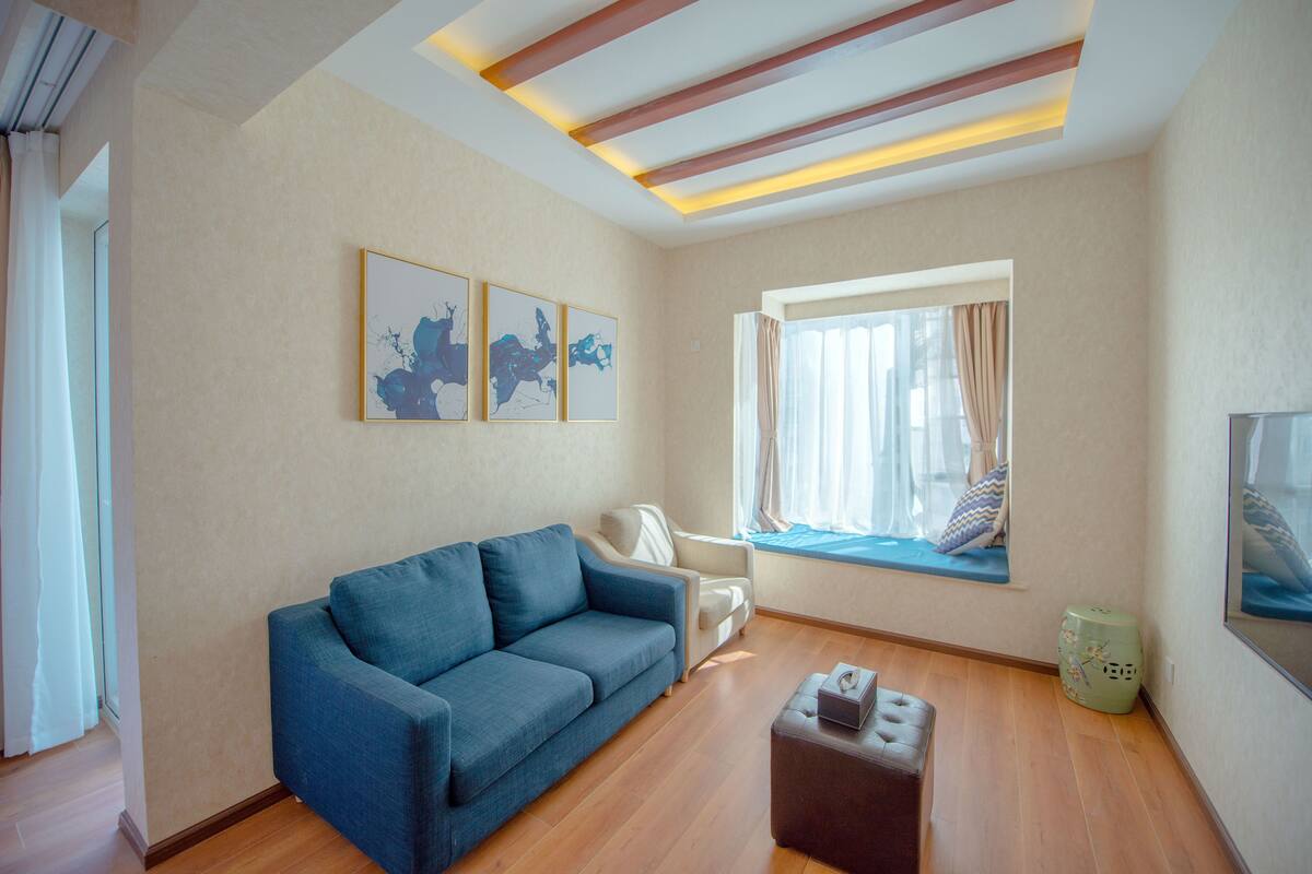 Comfort Round Bed Room | Living area | TV