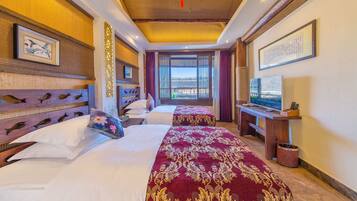 Classic Twin Room | In-room safe, desk, iron/ironing board, free WiFi
