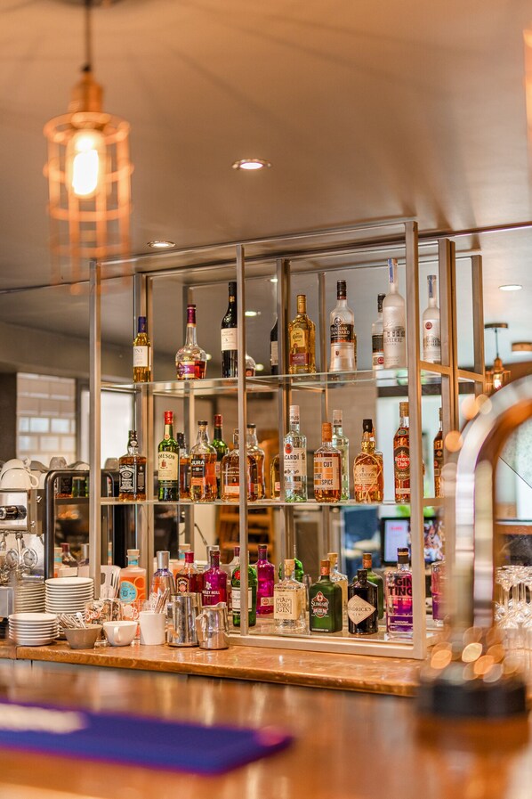 Bar (in der Unterkunft)