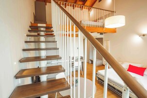 Ropa de cama de alta calidad, minibar y sistema de insonorización 