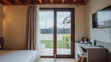 Chambre Double Supérieure, patio