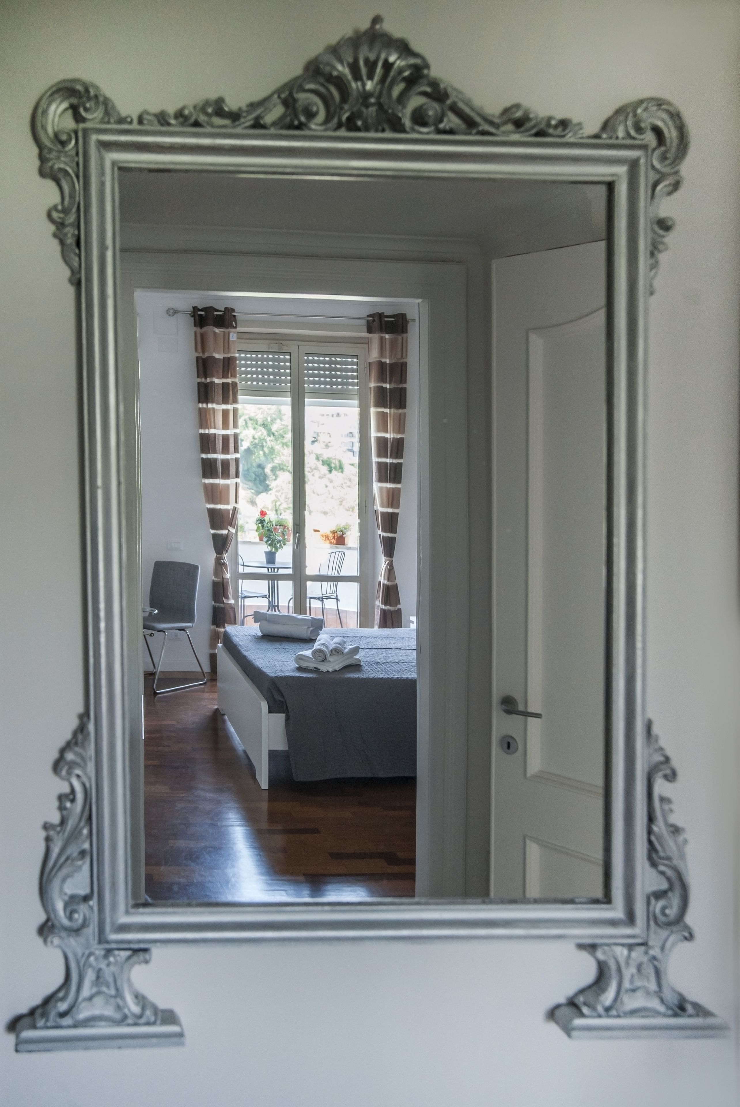 Doppelzimmer, Stadtblick (Parioli) | 1 Schlafzimmer, Schreibtisch, schallisolierte Zimmer, kostenloses WLAN