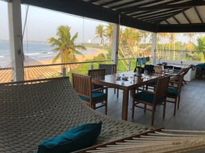 Business centre - Twenty-Two Weligambay (Weligama)