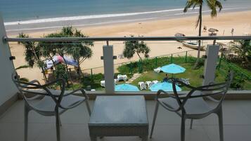 In-room safe, desk, rollaway beds, free WiFi