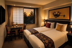 Premium Twin Room, Non Smoking | Premium bedding, down comforters, in-room safe, blackout drapes - Kyoto INN Gion (Kyoto)