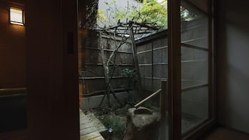 Japanese-style Villa | Premium bedding, down comforters, in-room safe, blackout drapes