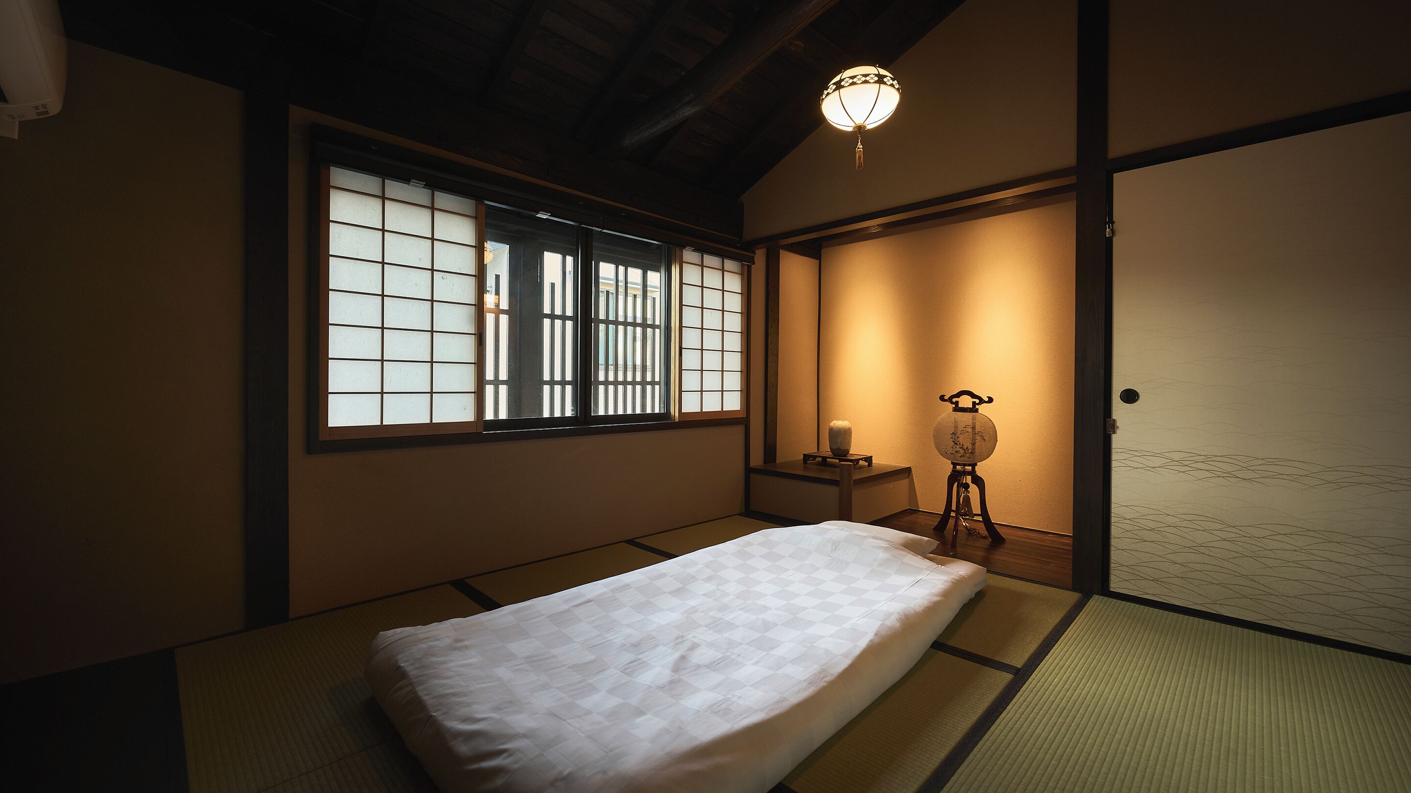 Japanese-style Villa | Premium bedding, down comforters, in-room safe, blackout drapes
