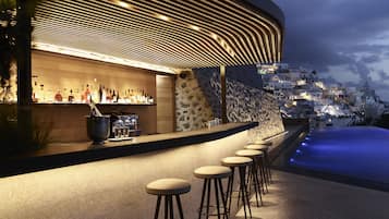 Poolside bar
