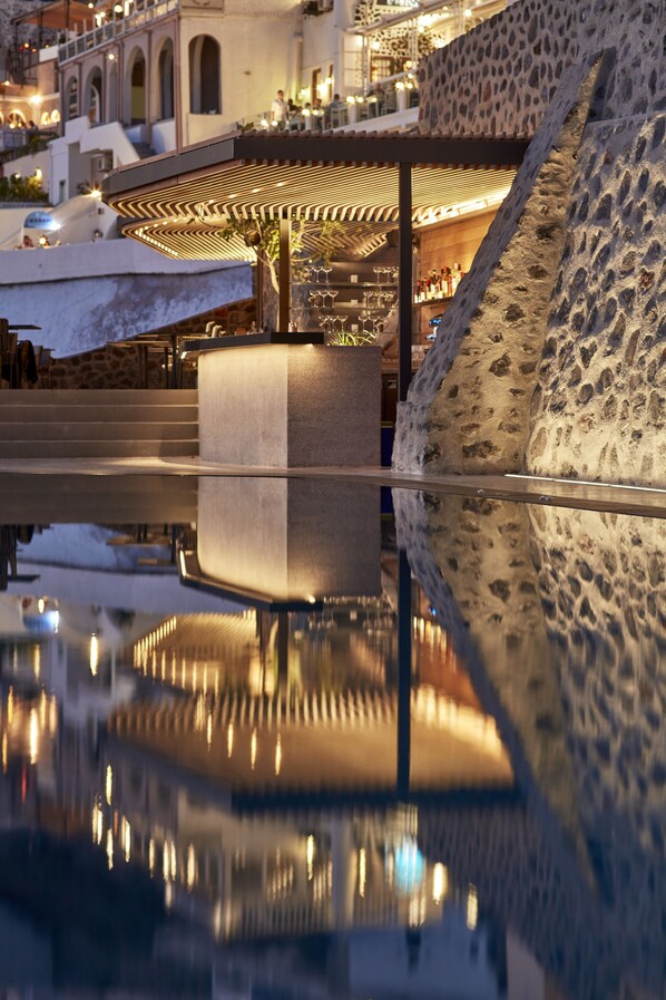 Poolbar