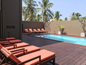 Outdoor pool - Waves by Tranquil (Negombo)