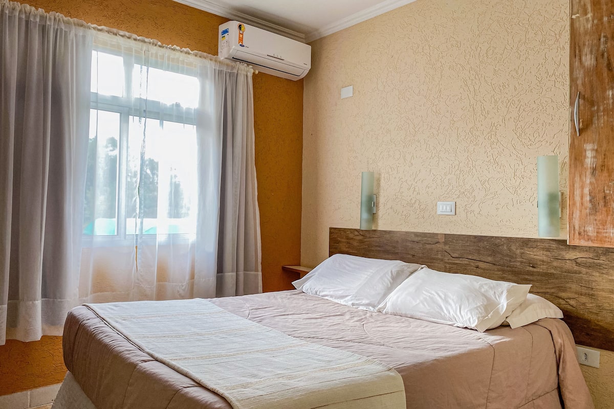Deluxe Double Room | Minibar, blackout curtains, WiFi, bed sheets