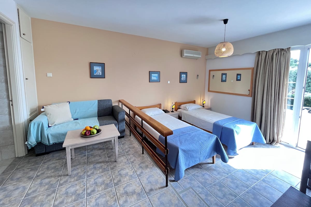 Apartment, Mezzanine (No1) | In-room safe, desk, laptop workspace, soundproofing
