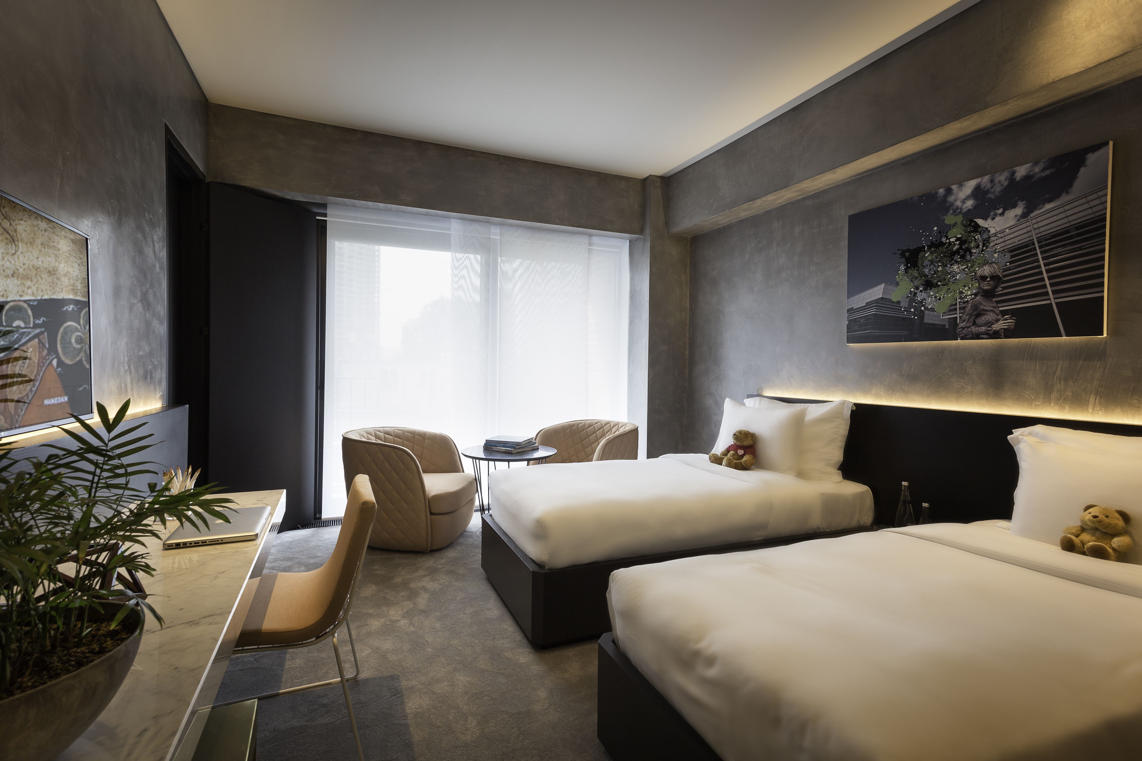 1 bedroom, premium bedding, minibar, in-room safe