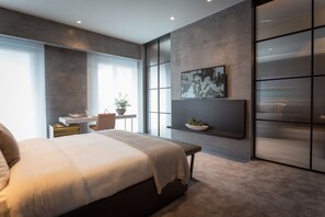 Ropa de cama de alta calidad y minibar