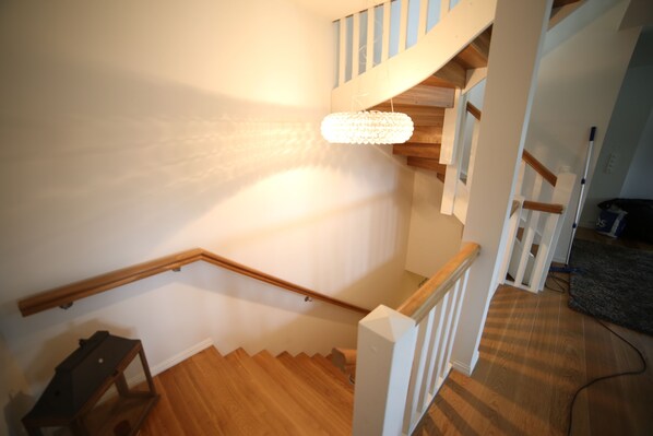 Deluxe Apartment | Living area | Flat-screen TV