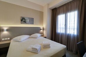 View from room - Athens Comfort Suites & Apartments (Athens)
