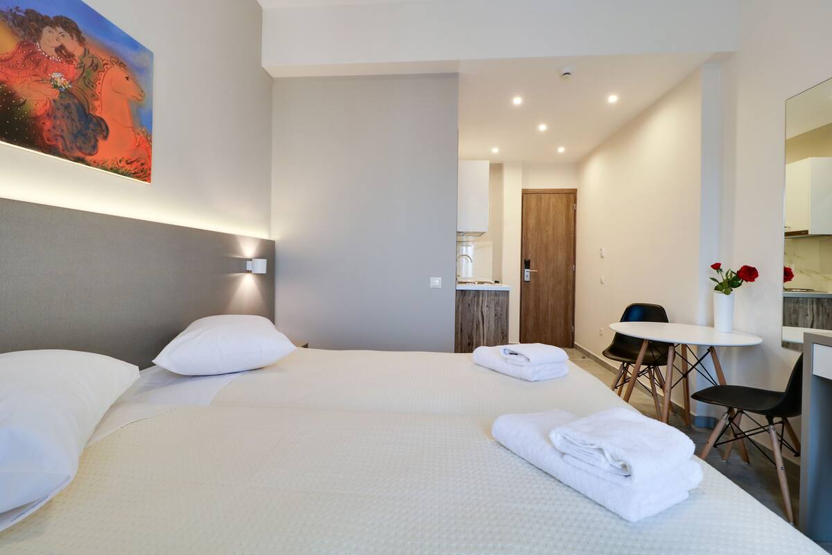 Suite junior | Caja de seguridad en la habitación, escritorio y insonorización