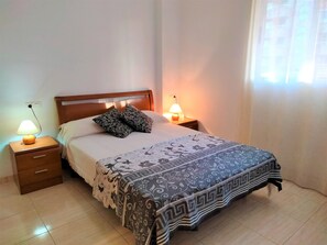 Apartamento, 2 quartos | 2 quartos, ferros/tábuas de passar roupa, berços (sobretaxa)