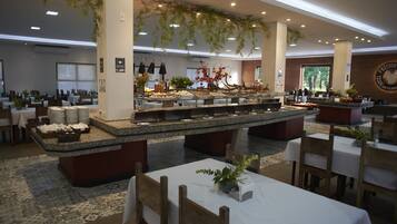 Desayuno buffet incluido todos los días