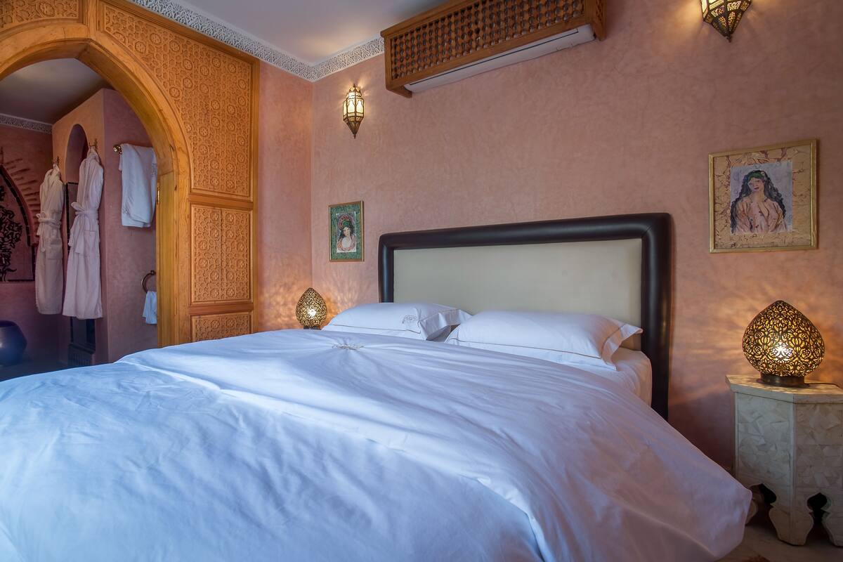 Standard Double Room | Premium bedding, in-room safe, blackout drapes, soundproofing