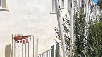 Departamento Confort, 1 cama matrimonial, vista a la playa | 1 habitación, escritorio, wifi gratis y ropa de cama