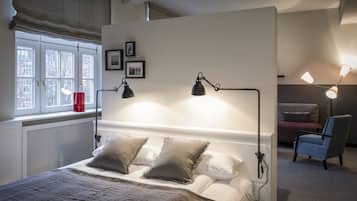 Loft | 1 bedroom, premium bedding, desk, free WiFi