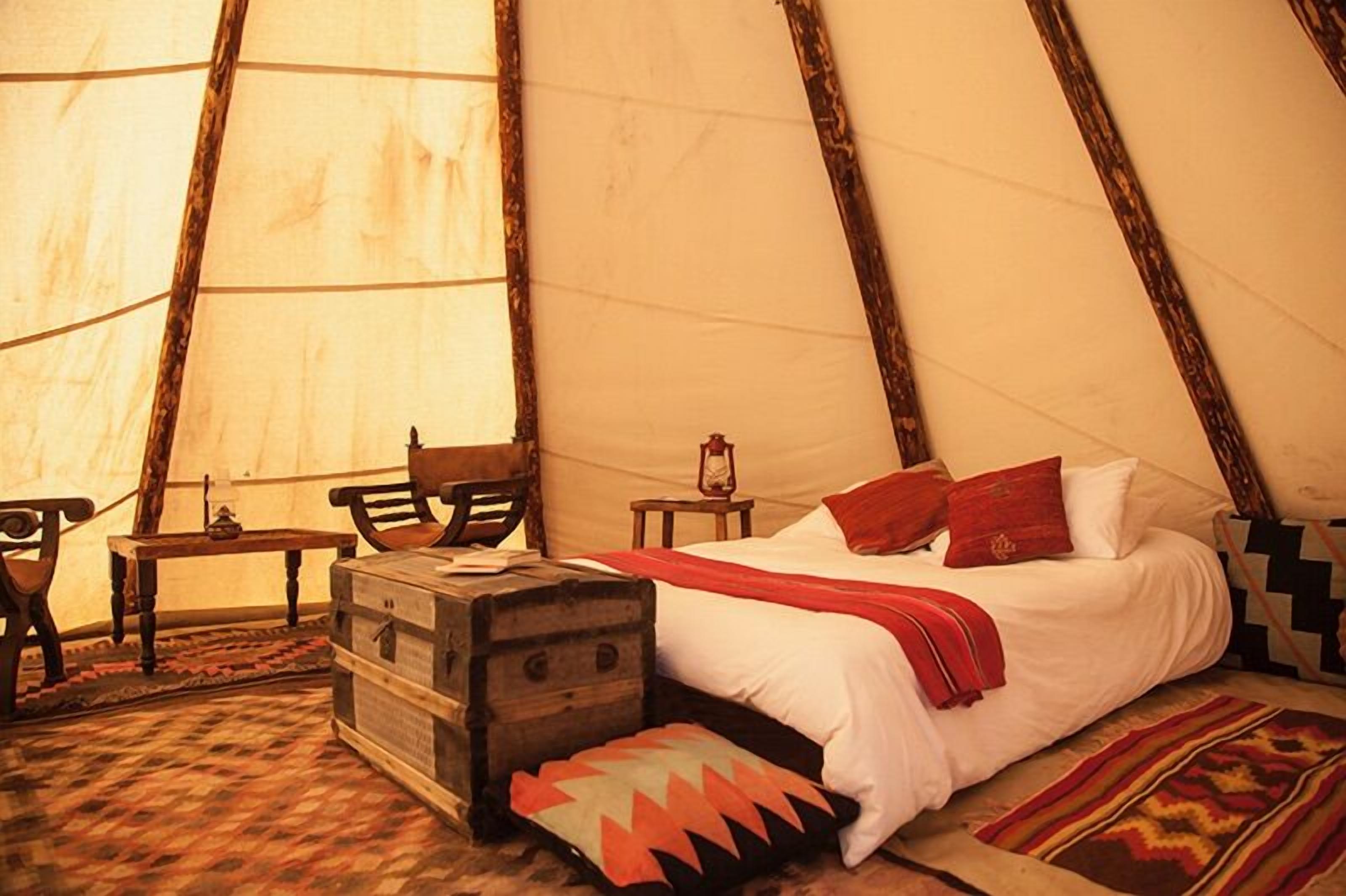 Glamping Tent, 1 Queen bed with shared detached bathroom (Anasazi)