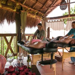 Outdoor treatment area, Turkish bath/hammam, body scrubs, facials