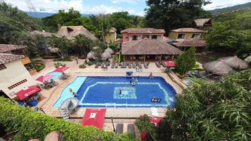 Outdoor pool, sun loungers