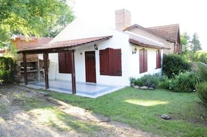 Superior Bungalow, Multiple Beds, Kitchenette, Garden View | Free WiFi