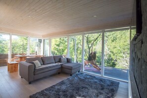 Cabana 6 pax | Stue | Fladskærms-tv