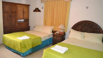 Suite junior, 2 camas matrimoniales | Tabla de planchar con plancha y wifi gratis
