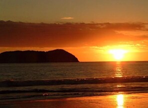 Private beach nearby - Manuel Antonio Hostel Resort (Quepos)