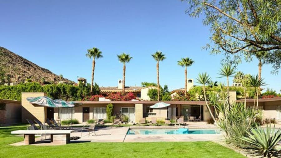 The Hideaway - 21 and Over - A Town & Desert Boutique Hotel