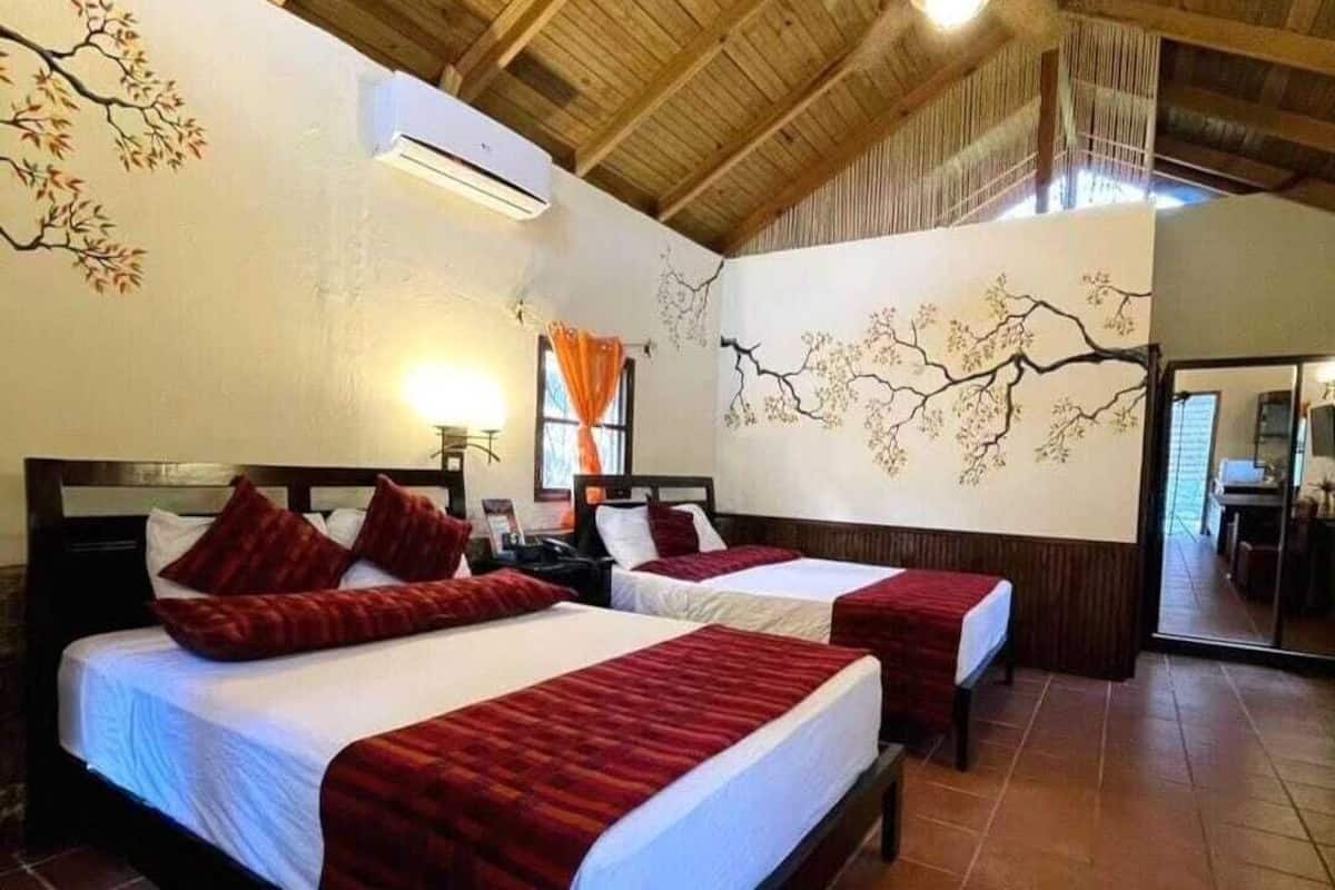 family cabin, kitchenette, mountain view | 1 bedroom, free wifi, bed sheets